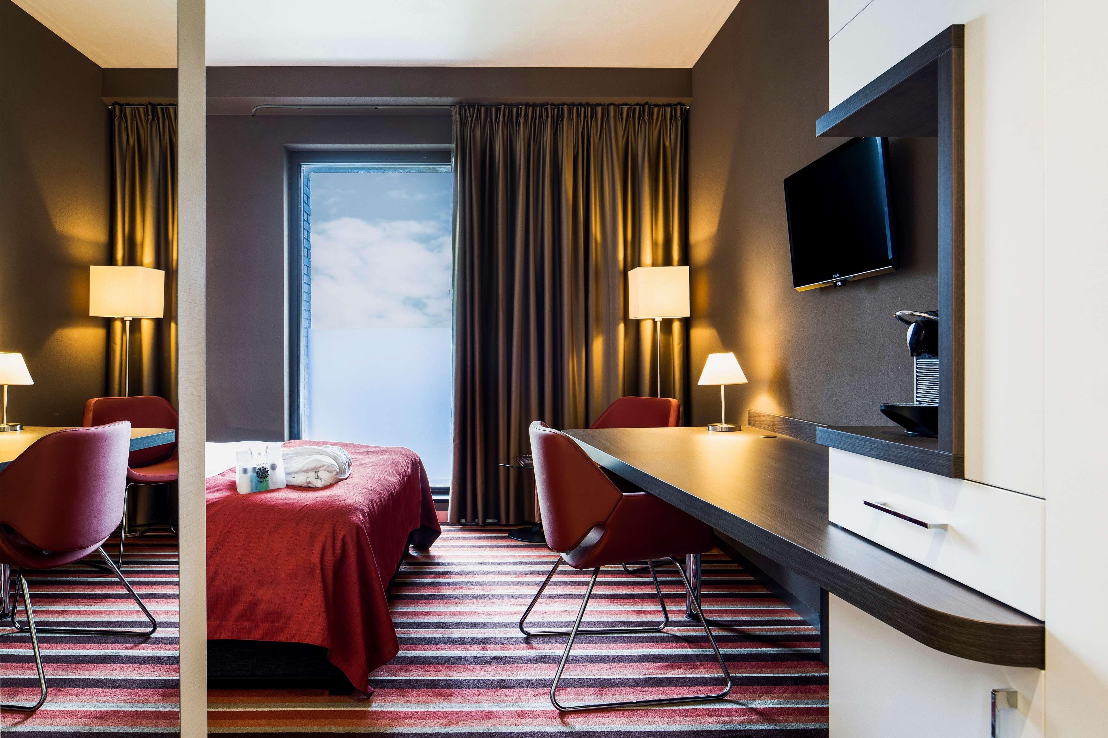 Отель Plaza Premium Grand Winston Рейсвейк Экстерьер фото